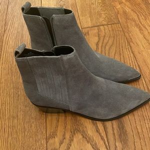 Brand new Marc Fisher boots !